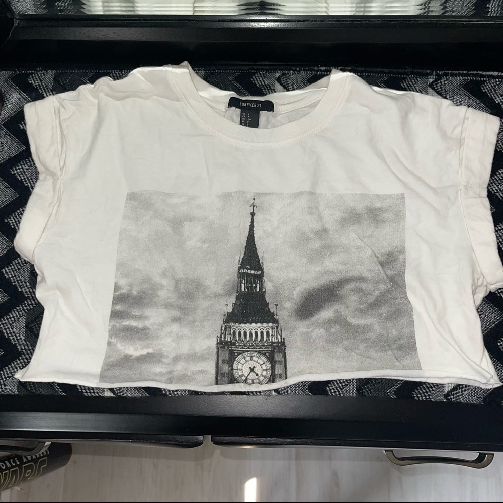 Forever 21 Cropped Shirt of London